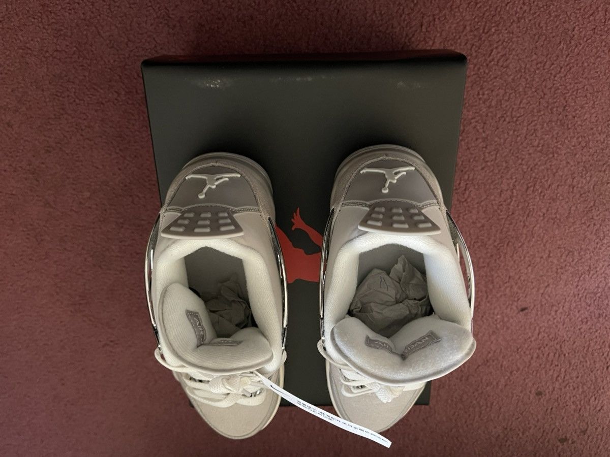 Nike Women air Jordan 4 retro frozen moments Size US 7 / IT 37 - 3 Thumbnail