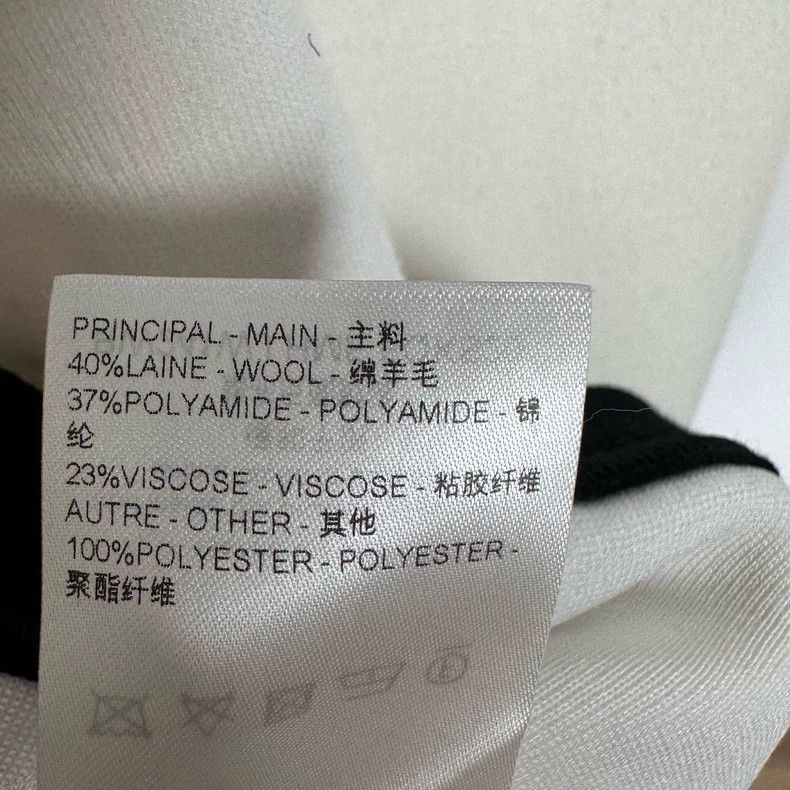 Louis Vuitton Louis Vuitton Black and white wool logo short sleeve Size XS / US 0-2 / IT 36-38 - 4 Thumbnail