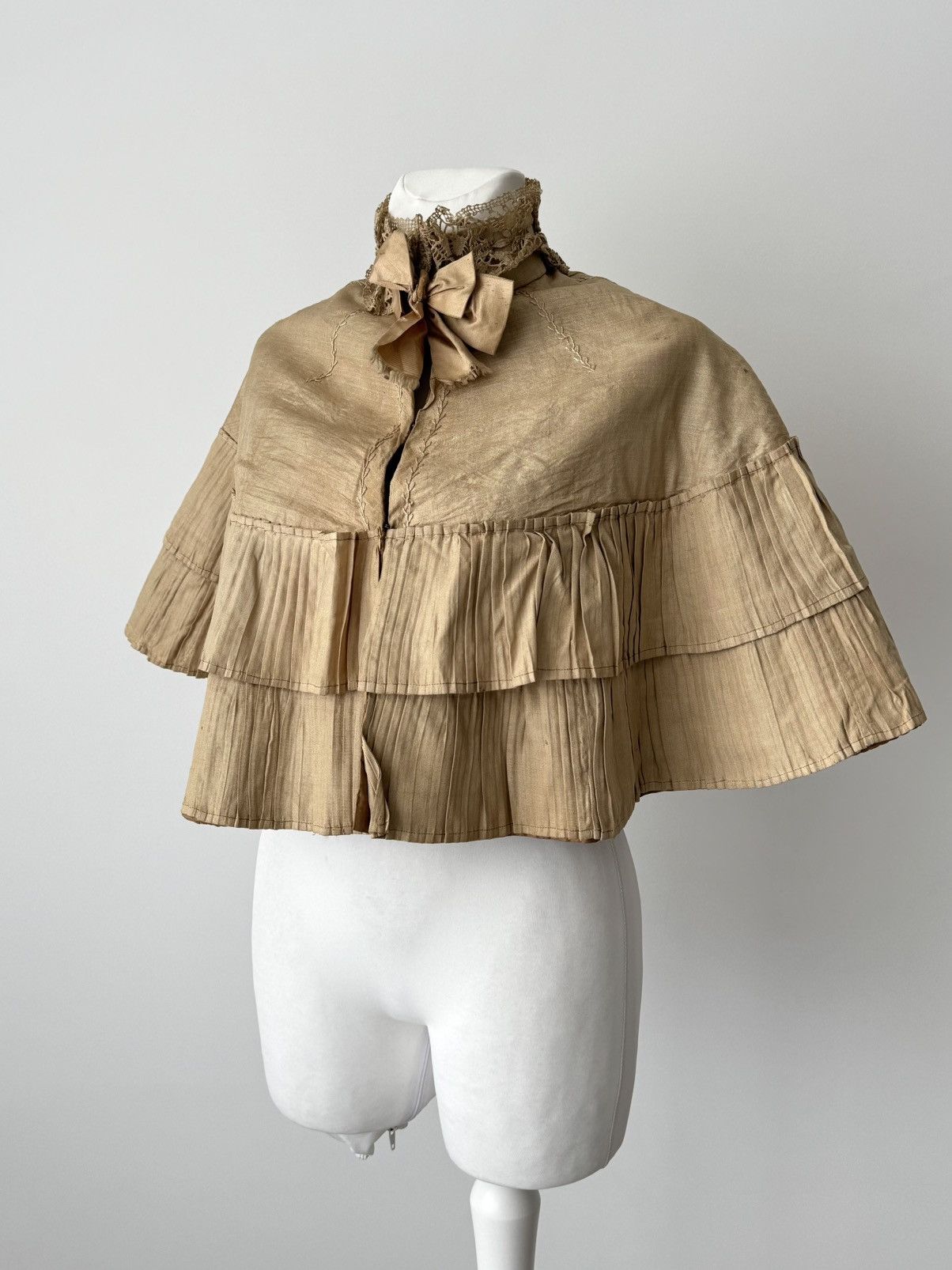 Other 19th Century 1800s Antique Victorian Women’s Capelet Mantle Size M / US 6-8 / IT 42-44 - 5 Thumbnail