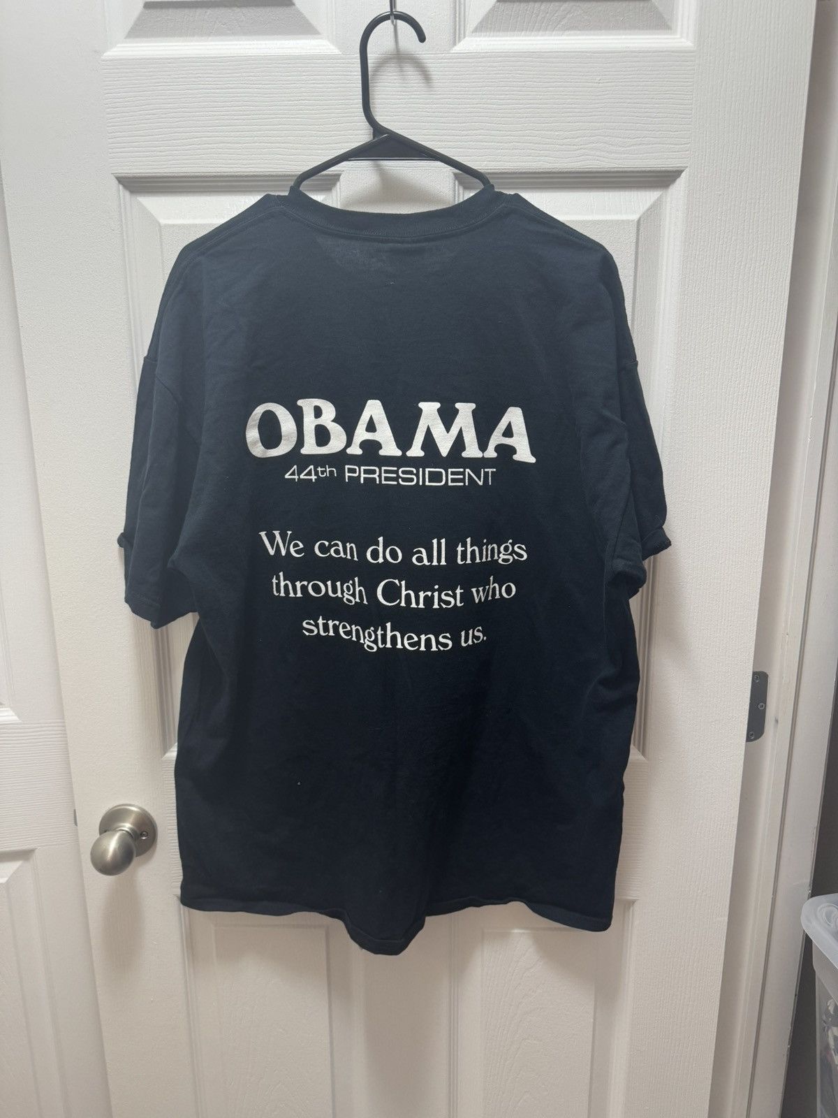 Gildan Obama x MLK Living the Dream Vintage President Christ Shirt Size US XL / EU 56 / 4 - 2 Thumbnail