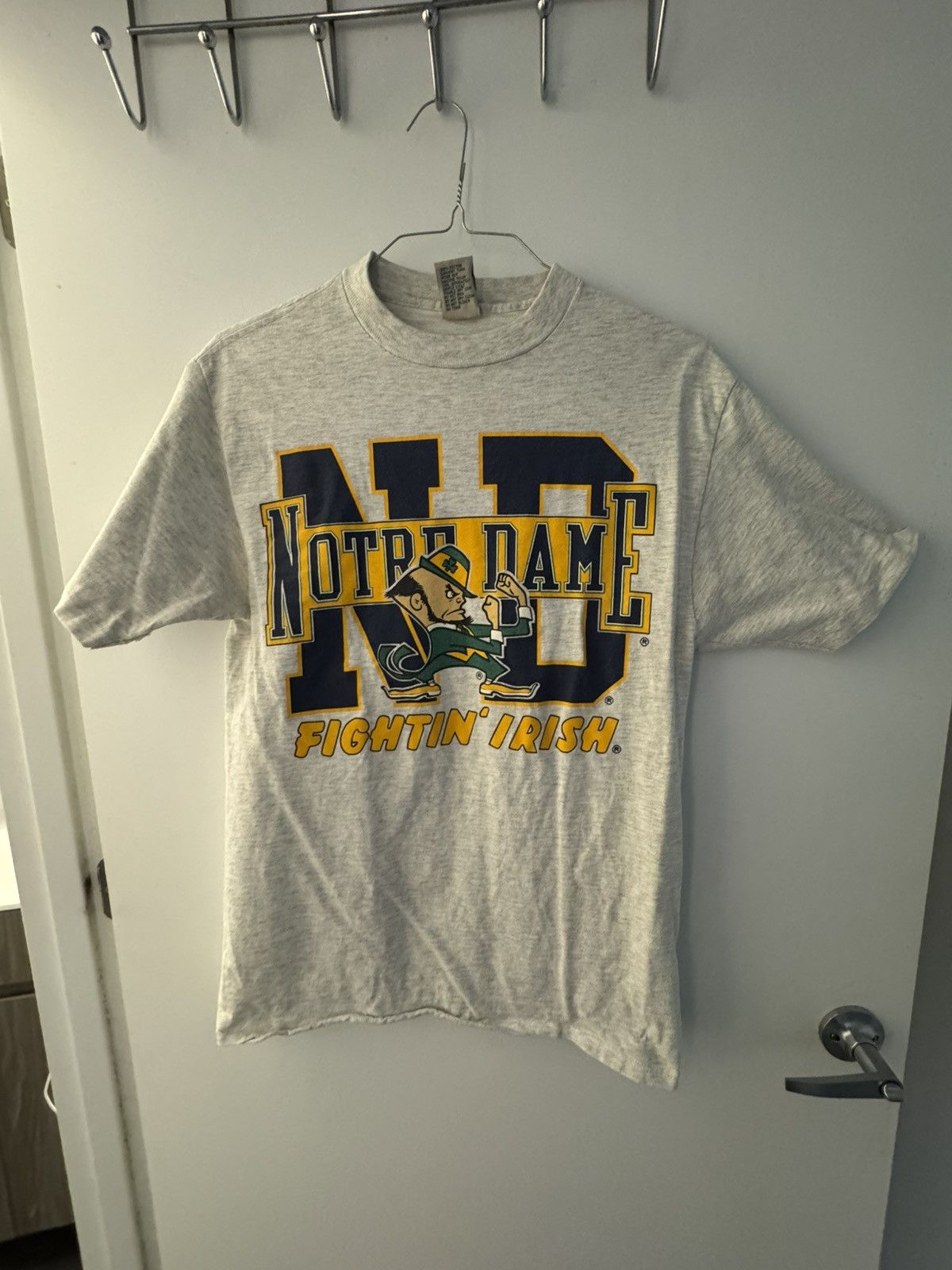 Other NOTRE DAME FIGHTING IRISH VINTAGE TEE Size US L / EU 52-54 / 3 - 5 Thumbnail