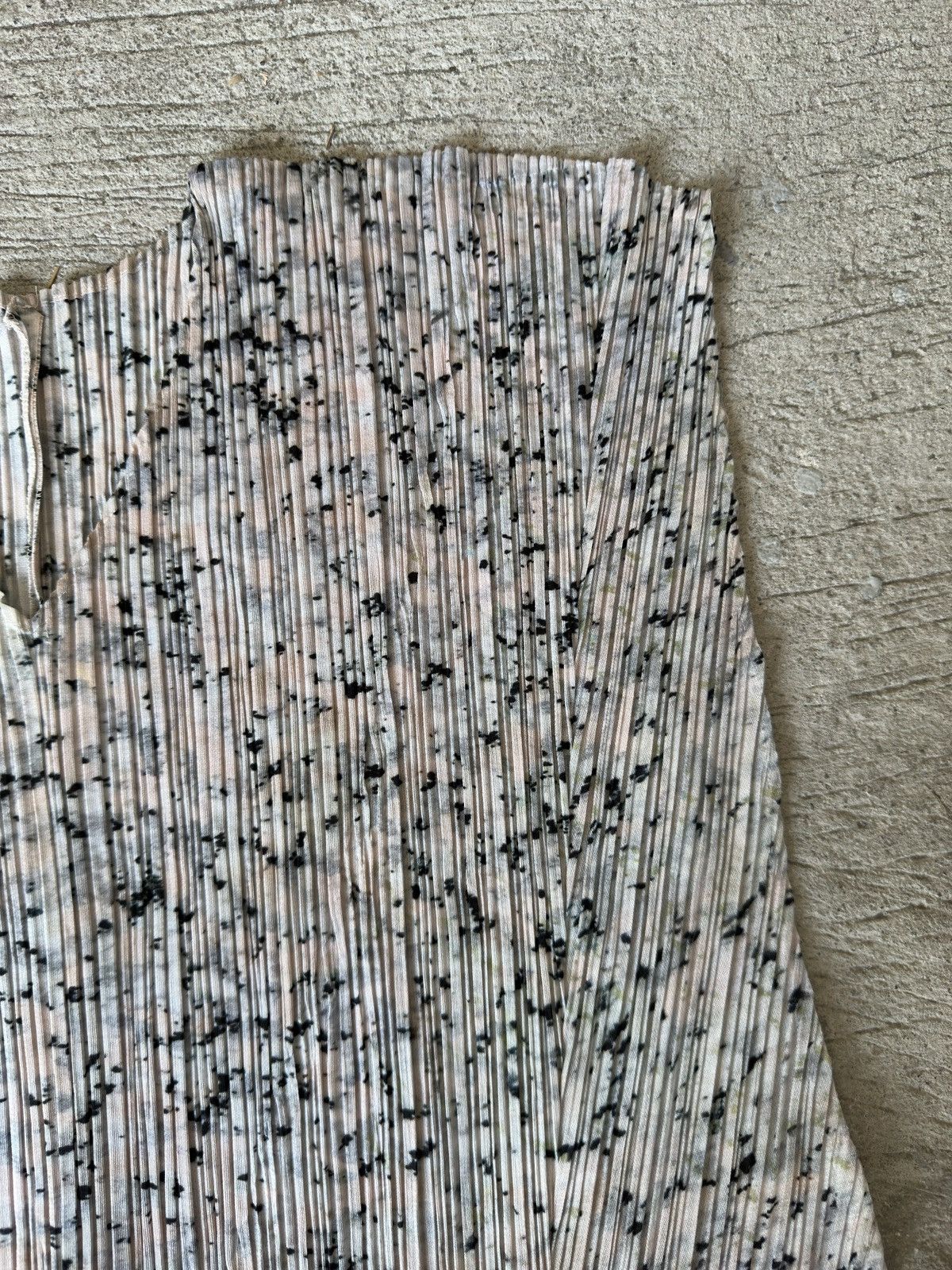Pleats Please Issey Miyake Pleats Please Issey Miyake Tunic — Marble Size S / US 4 / IT 40 - 3 Thumbnail