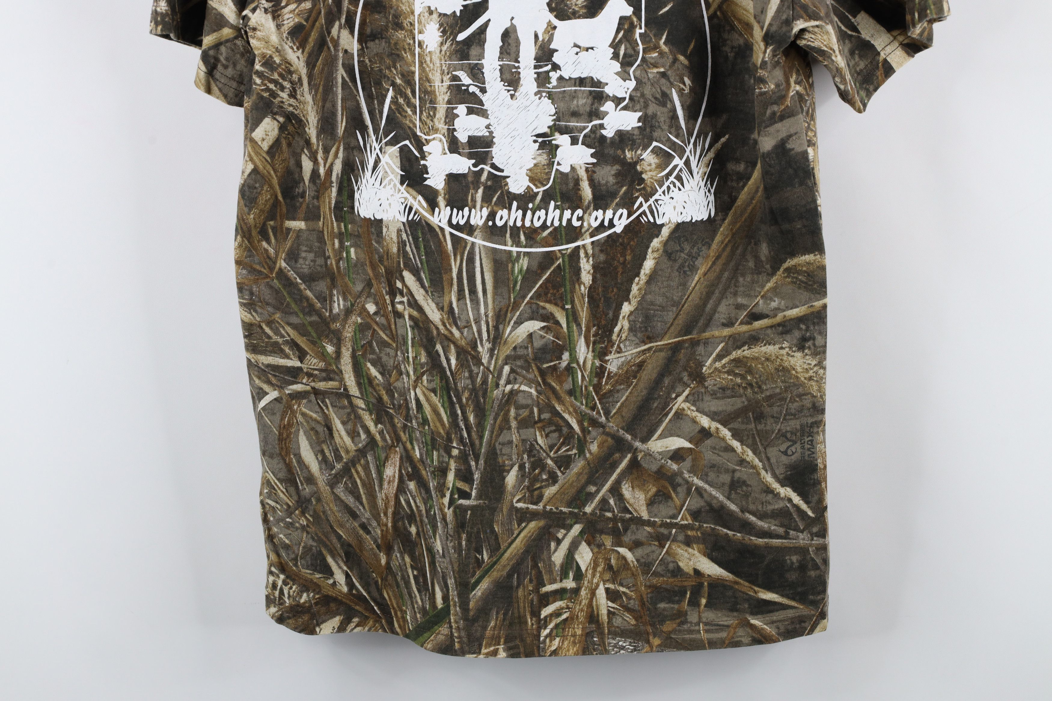 Russell Athletic × Vintage Vintage Y2K Russell Athletic Realtree Camouflage T-Shirt Size US M / EU 48-50 / 2 - 10 Thumbnail