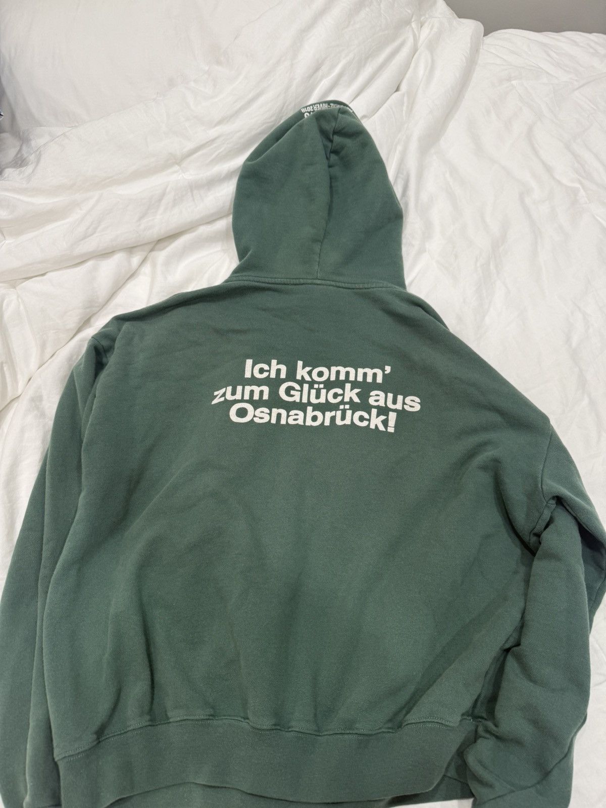 Vetements Vetements Tourist Hoodie Autumn/Winter 2017 Size US XS / EU 42 / 0 - 7 Thumbnail