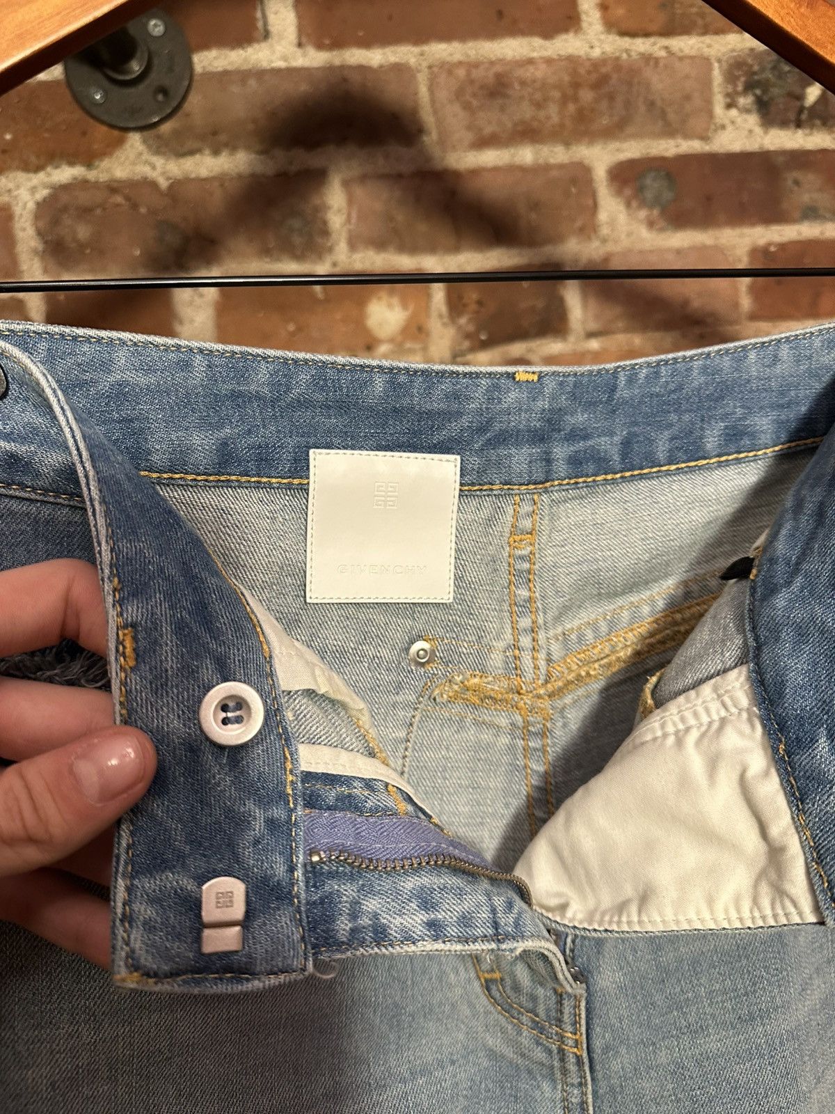 Givenchy MMW Distressed Two-Tone Jeans Size US 29 - 5 Thumbnail