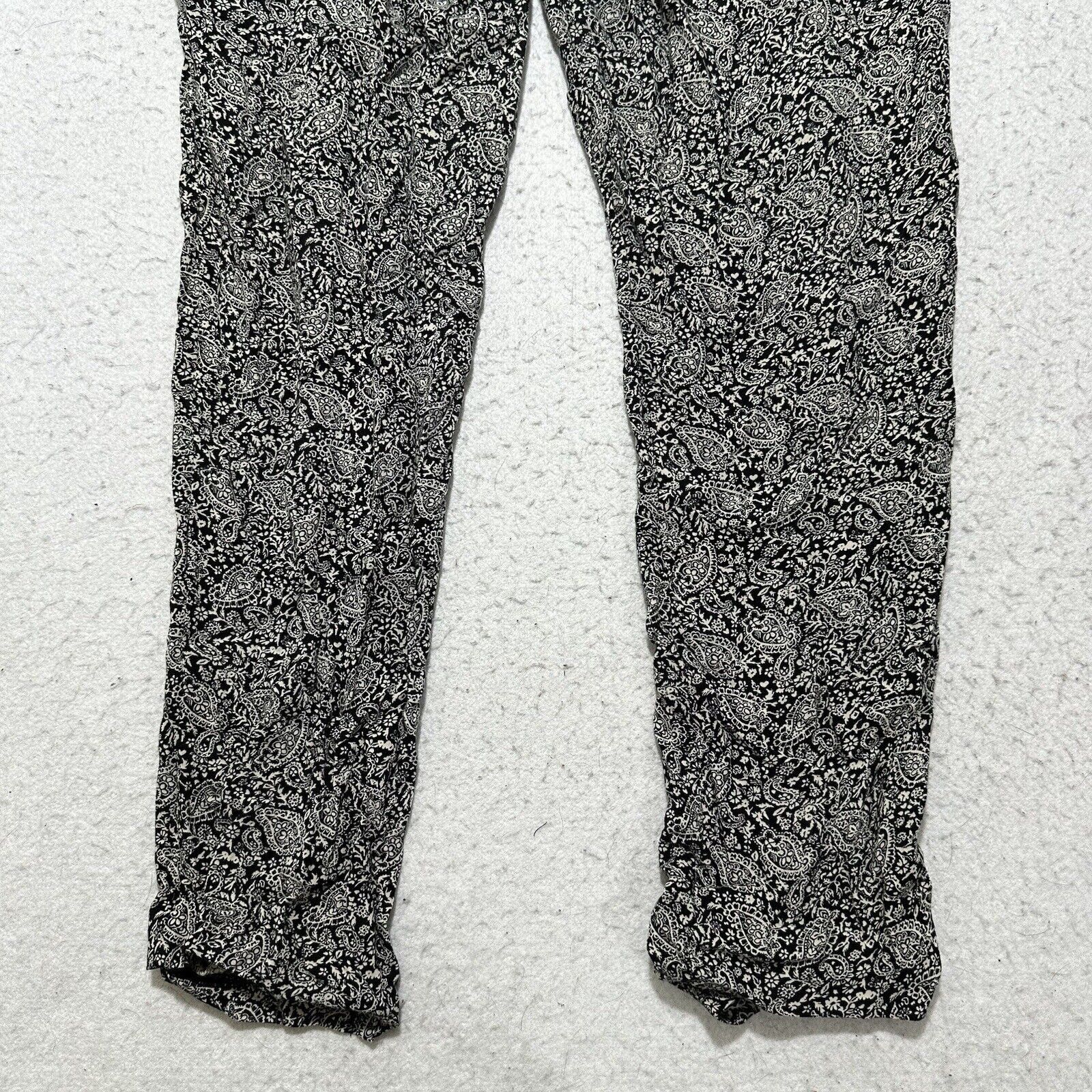 Forever 21 Forever 21 Small Straight Leg Jumpsuit Sleeveless Paisley Size 28" / US 6 / IT 42 - 12 Thumbnail