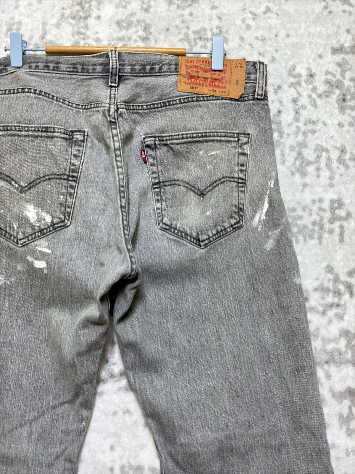 Levi's Vintage Levi’s 501 Gray Washed Paint Splatter Denim Jeans Size US 34 / EU 50 - 12 Thumbnail