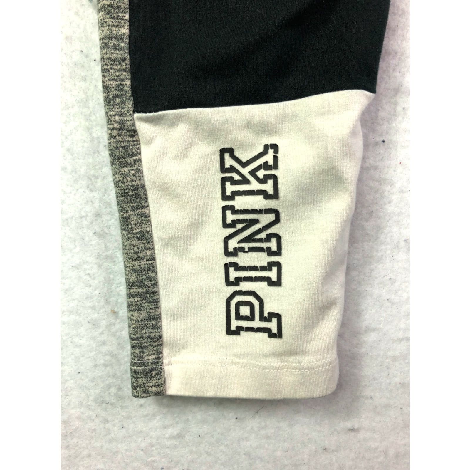 Victoria's Secret **Victoria Secret Pink Yoga Pants Women's Medium Multicolor** User: Victoria Secret Pink Yoga Pants Women's Medium Multicolor Size 32" / US 10 / IT 46 - 7 Thumbnail