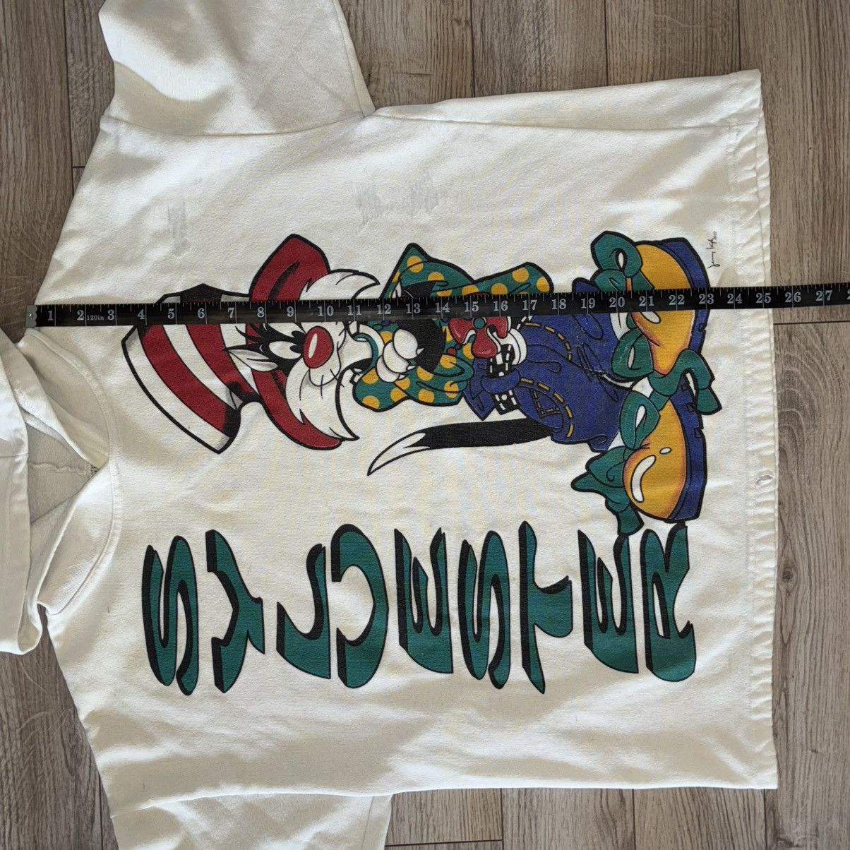 Warner Bros Looney Tunes Sylvester the Cat white hoodie Size US XL / EU 56 / 4 - 5 Thumbnail