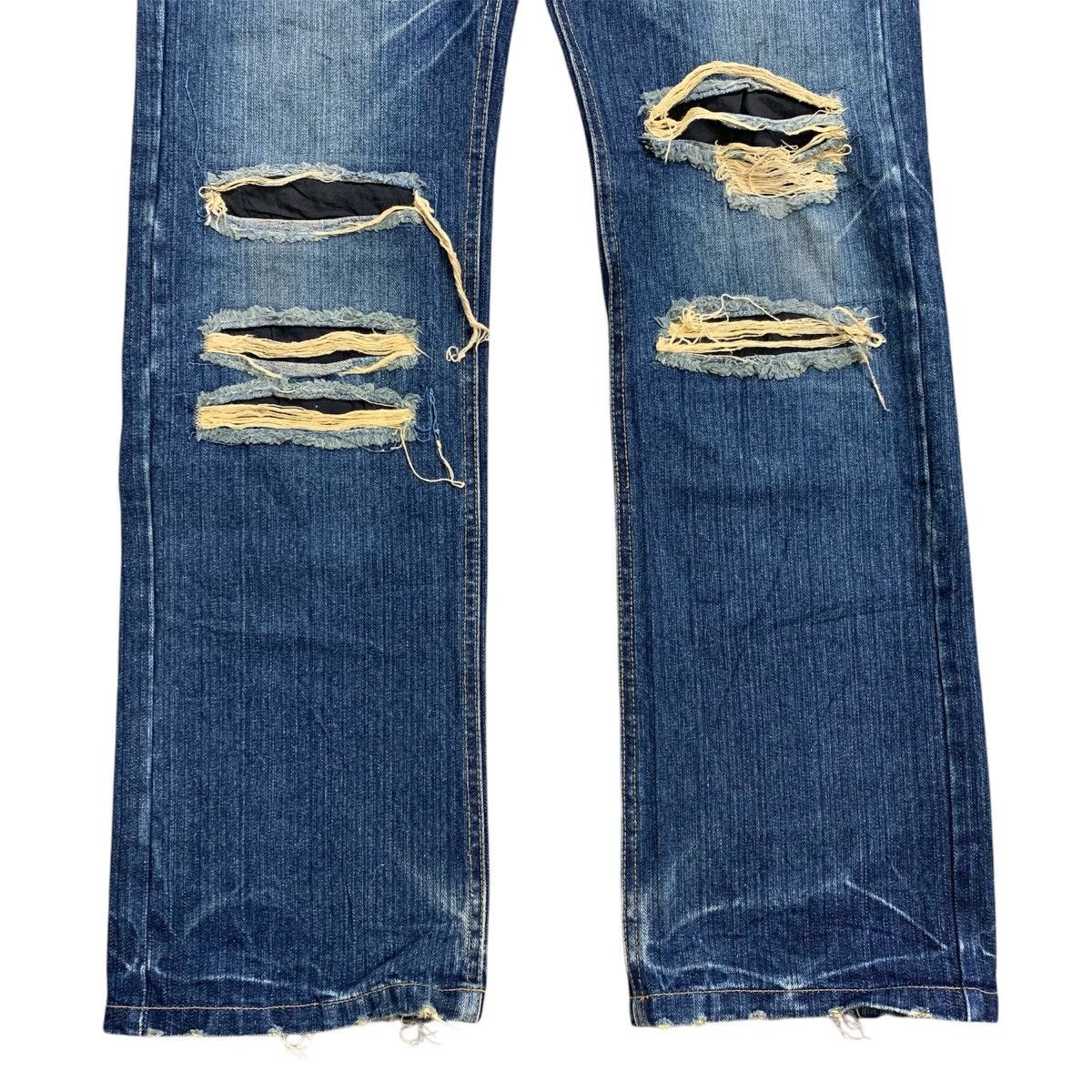 If Six Was Nine 2000’s Limited Skull Distressed Denim Pants Size US 35 - 3 Thumbnail