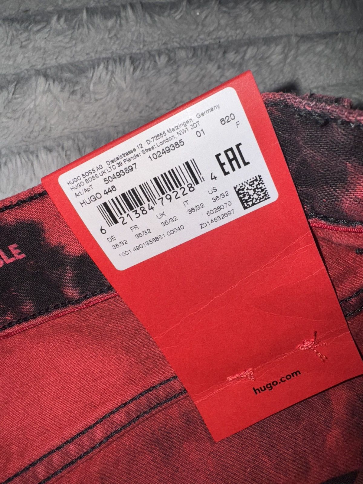 Hugo Boss Brand New Hugo Boss Loose Fit Jeans 36x32 Size US 36 / EU 52 - 4 Thumbnail
