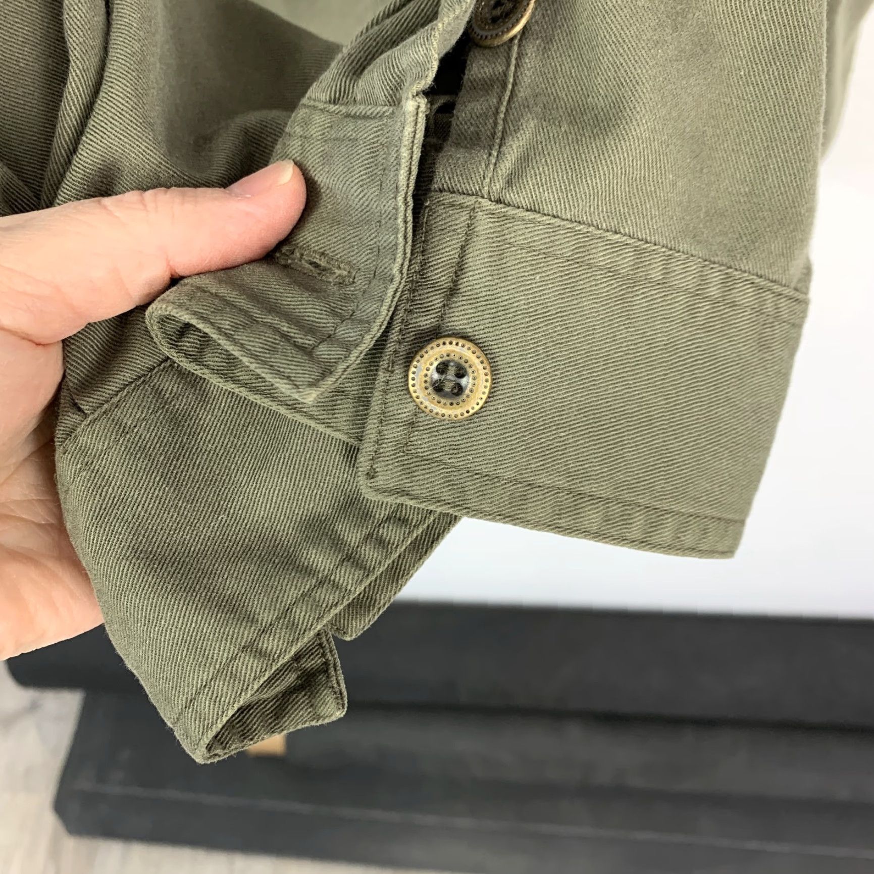 Faded Glory VINTAGE Faded Glory Mens Shirt Army Military Olive Green Long Sleeve Button-Up 90s Large XL? Size US L / EU 52-54 / 3 - 7 Thumbnail