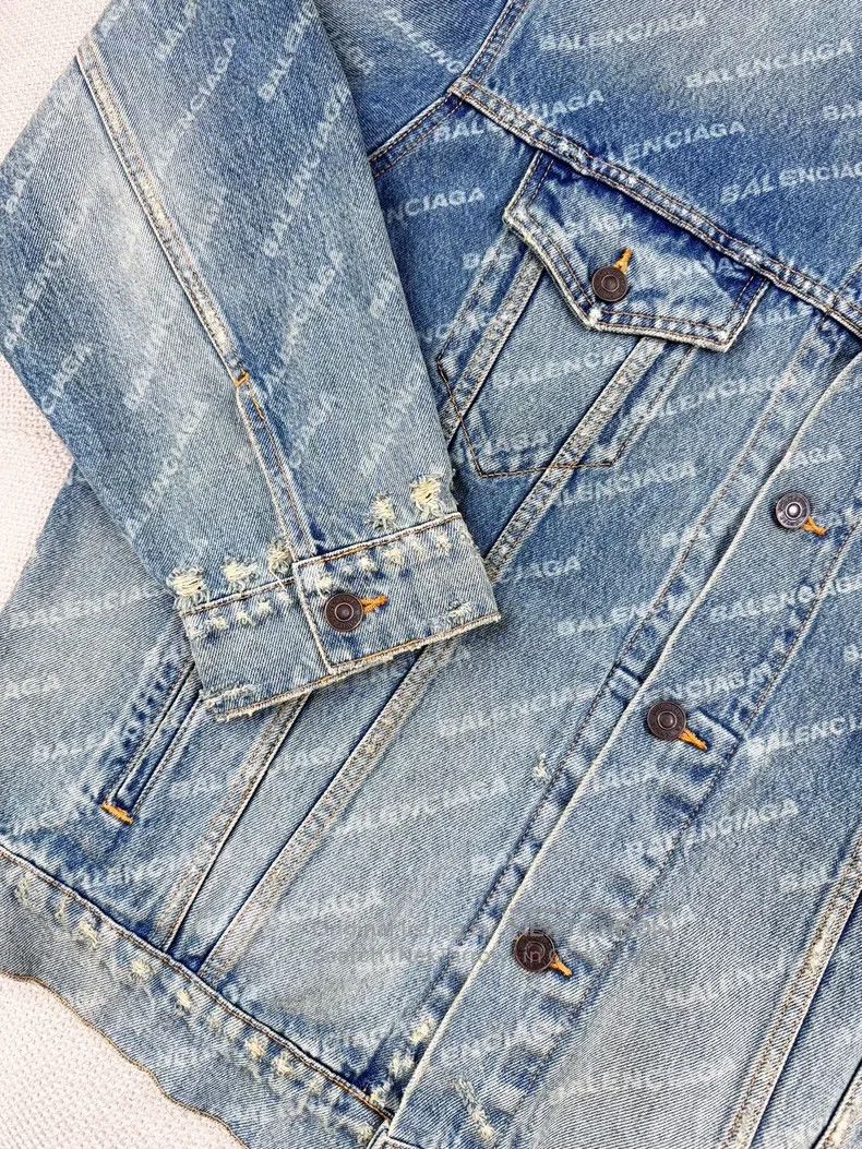 Balenciaga Balenciaga Gradient Full Print Letter Logo Denim Jacket Size US XS / EU 42 / 0 - 5 Thumbnail