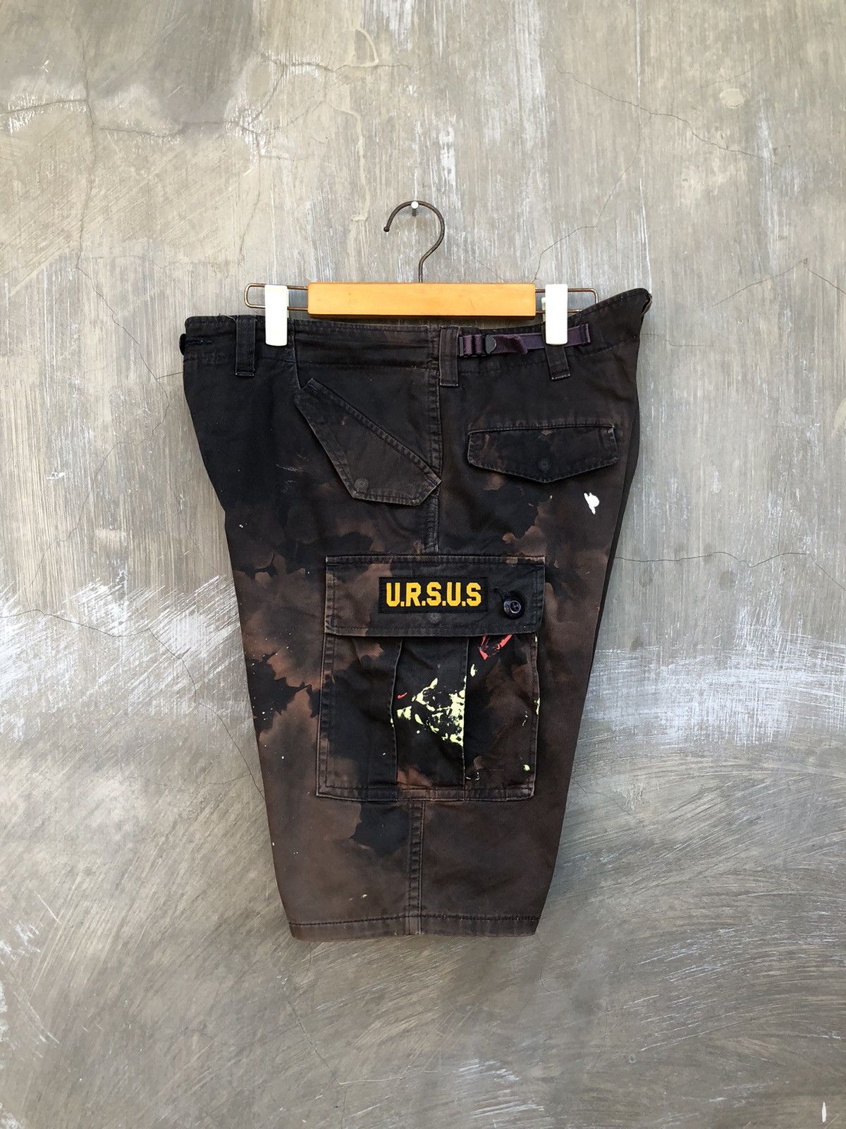 Bape Thrashed BAPE URSUS Paint Splatter Short Cargo Pants Size US 34 / EU 50 - 9 Thumbnail