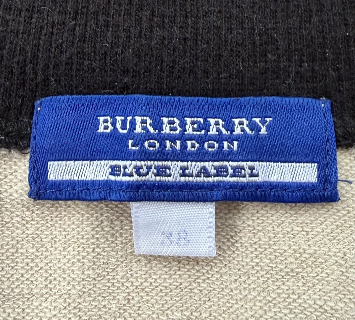 Burberry Authentic Burberry Blue Label Nova Check Jacket Size S / US 4 / IT 40 - 15 Thumbnail