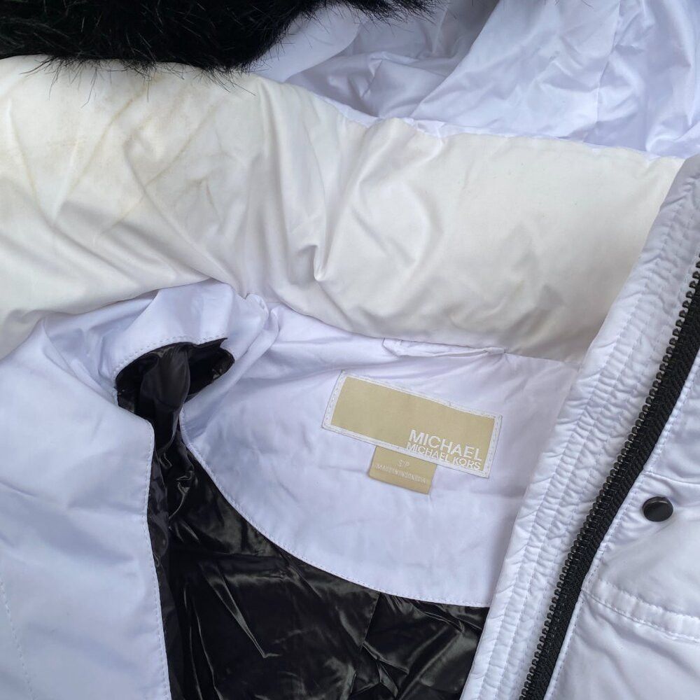 Michael Kors MICHAEL Michael Kors Faux Fur Trim Ciré Parka White Small Size S / US 4 / IT 40 - 8 Thumbnail