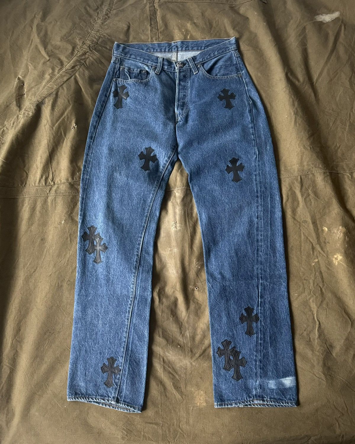 Chrome Hearts × Levi's Chrome Hearts Levi’s Cross Patch Denim Pants Size US 29 - 1 Thumbnail