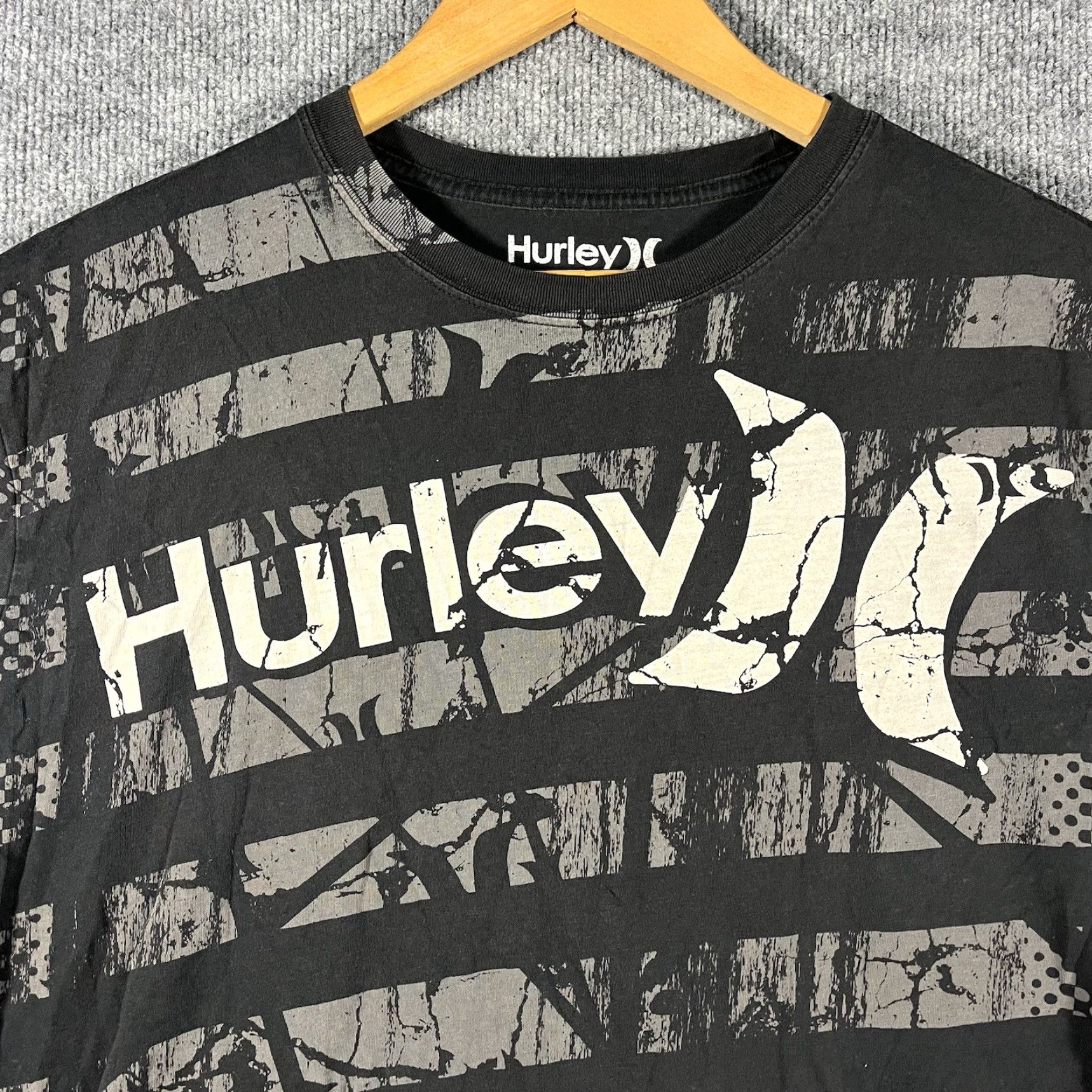 Hurley Hurley T Shirt 2XL Vintage Y2k Black Grunge Skate Goth Cyber Surf Emo Size US XXL / EU 58 / 5 - 2 Thumbnail