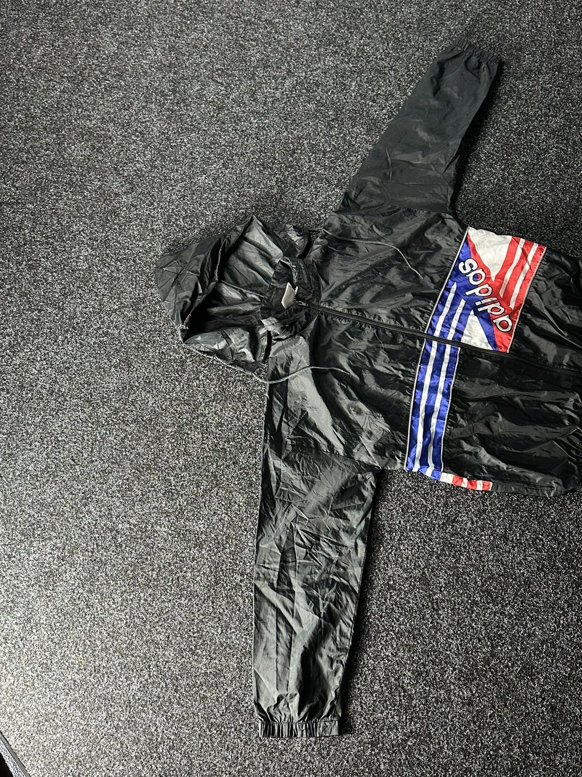 Adidas × Vintage 🚨 RARE ADIDAS 90S vintage windbreaker BIG LOGO Y2K hood Size US M / EU 48-50 / 2 - 6 Thumbnail