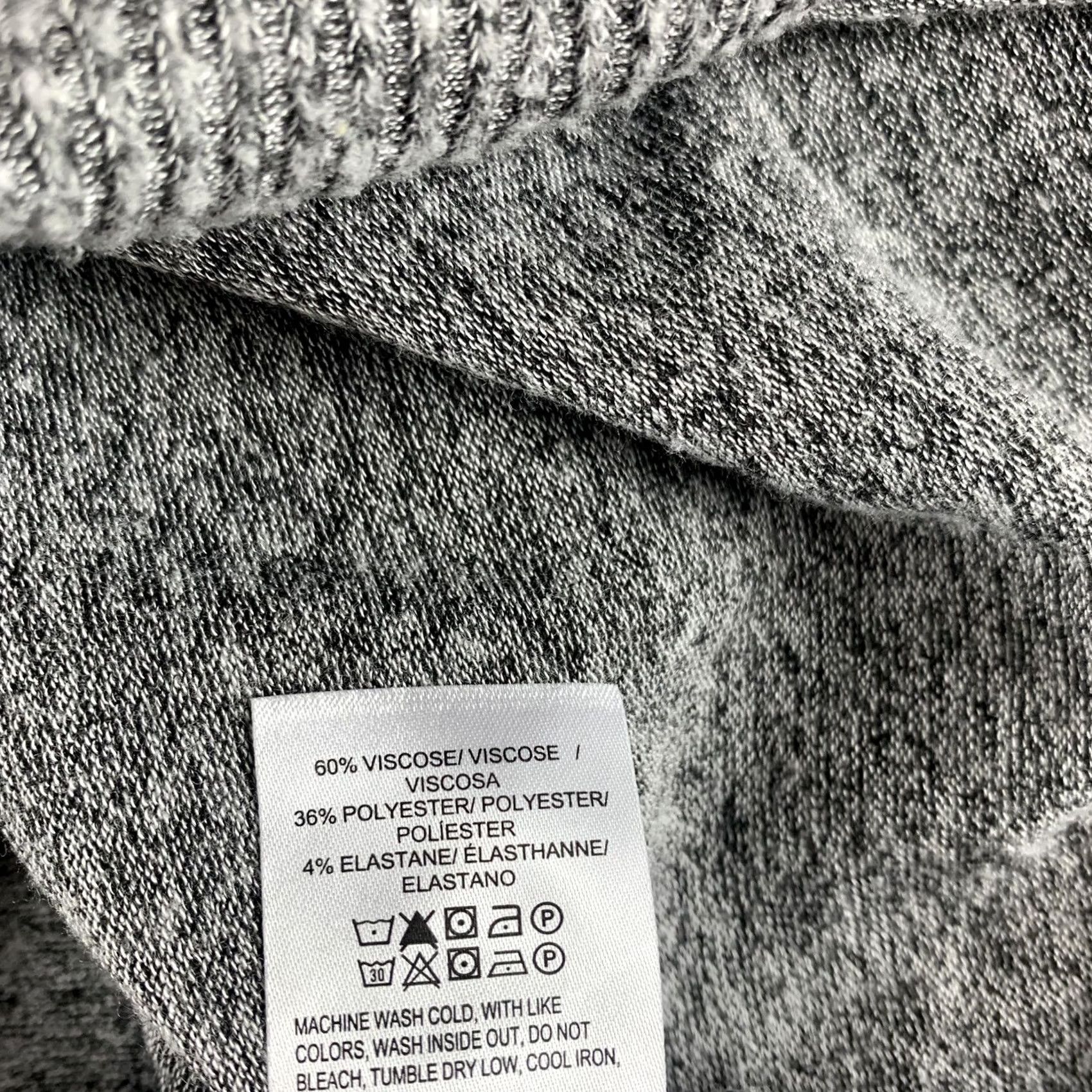 Lucky Brand VINTAGE LUCKY BRAND V-NECK SWEATER Mens Large Gray Long Sleeve Viscose Poly Sweater Pullover All Seasons Size US L / EU 52-54 / 3 - 6 Thumbnail