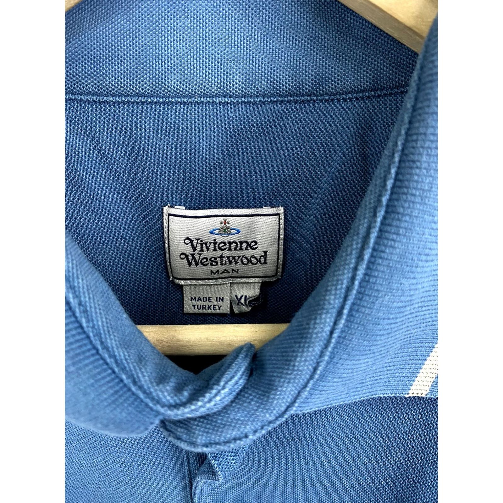Vivienne Westwood Vivienne Westwood polo shirt XL blue Men Polo XL/blue, Defect on last photo, Colorful, 90s-Event style Size US XL / EU 56 / 4 - 5 Thumbnail