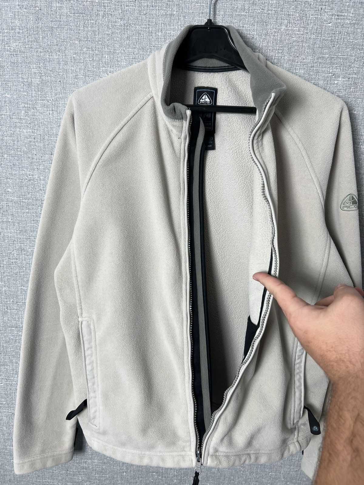Nike ACG Vintage 00s Nike ACG Full Zip Fleece Jacket Therma Fit Size L / US 10 / IT 46 - 12 Thumbnail