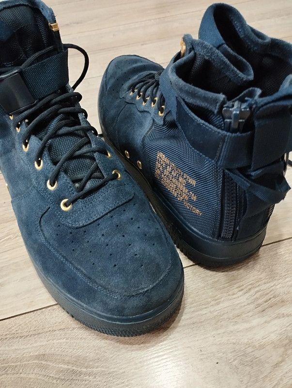 Nike Nike SF Air Force 1 Mid Obsidian Metalic Gold size 49,5 Size US 15 / EU 48 - 14 Thumbnail