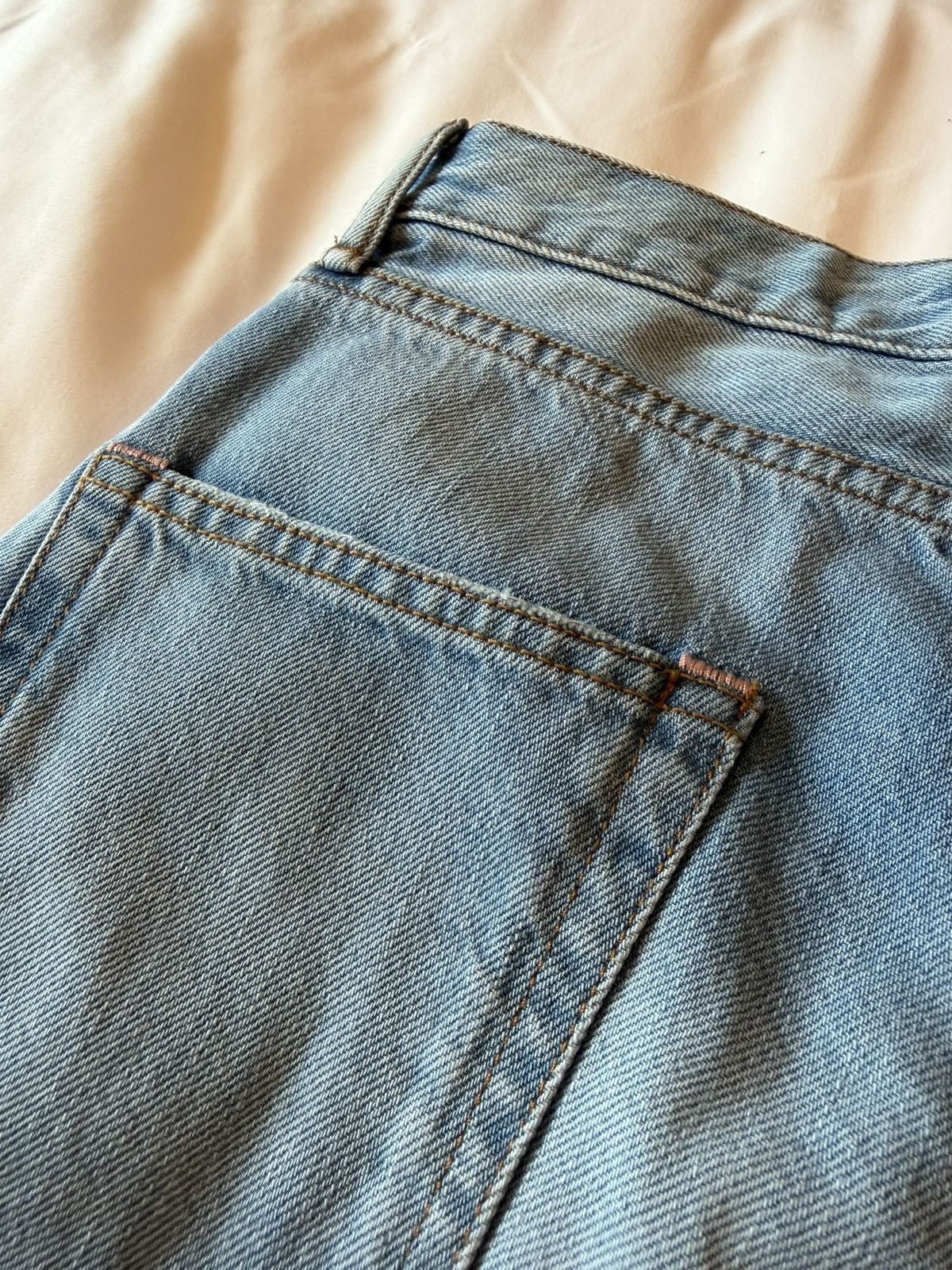 Acne Studios BRAND NEW W/ TAGS Acne Studios 1981 Loose Fit Jeans Size US 26 / EU 42 - 10 Thumbnail