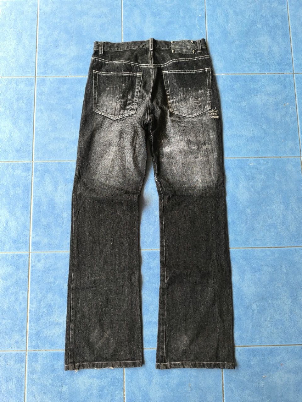 If Six Was Nine Berning Sho Flared Distressed Jeans Size US 31 - 5 Thumbnail