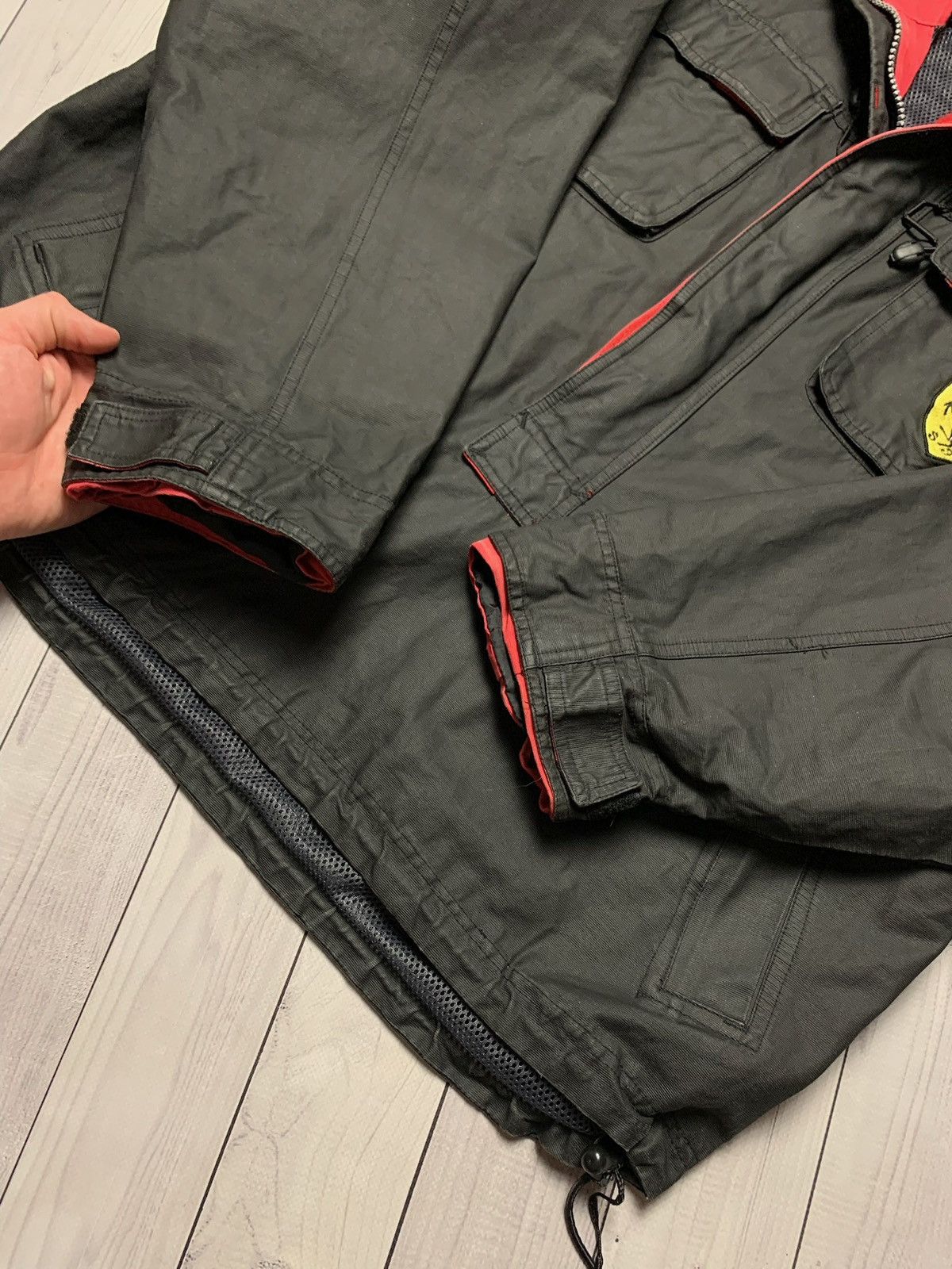 Ferrari × Vintage Vintage Ferrari anorak racing Jacket size L Size US L / EU 52-54 / 3 - 8 Thumbnail
