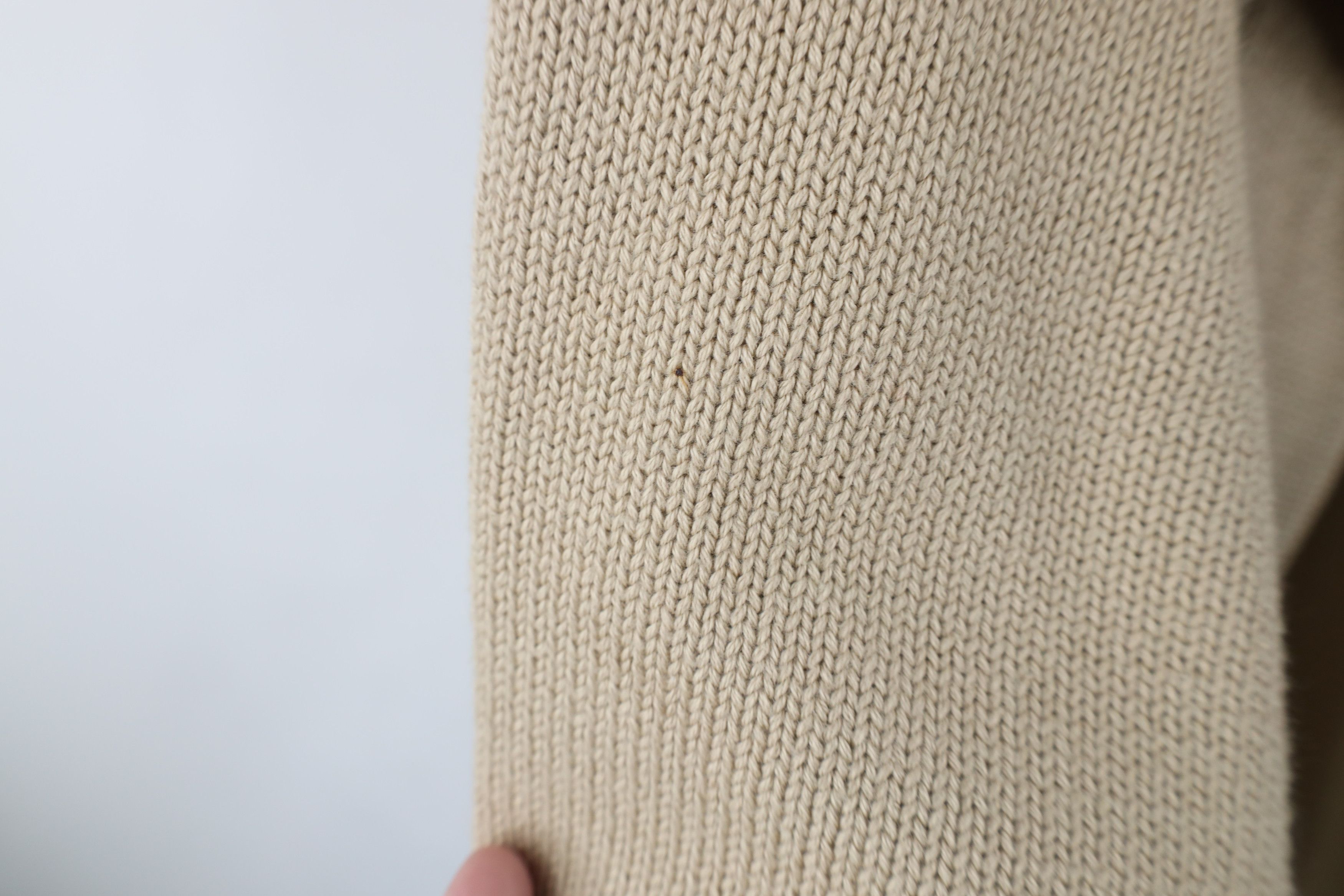 L.L. Bean Vintage 90s LL Bean Blank Cotton Knit V-Neck Sweater Beige Size US L / EU 52-54 / 3 - 8 Thumbnail