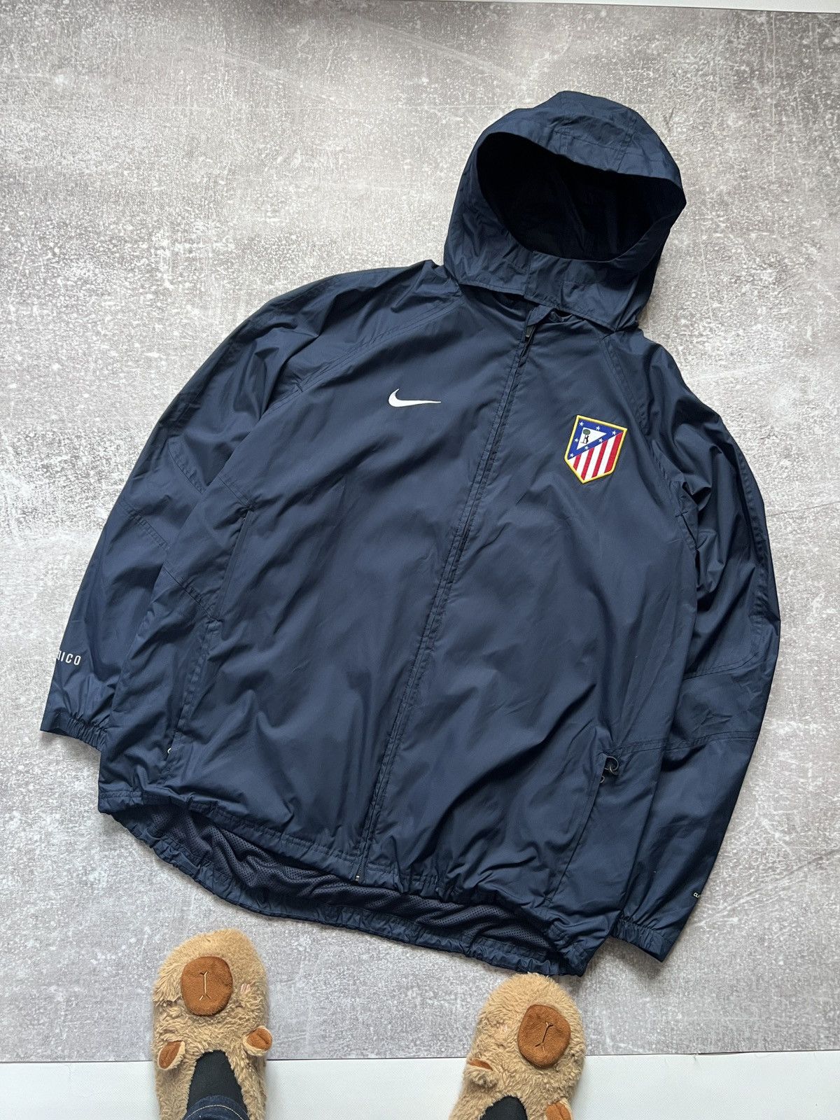 Nike Nike Atletico Madrid Hooded Windbreaker Jacket Navy Size US XL / EU 56 / 4 - 1 Thumbnail