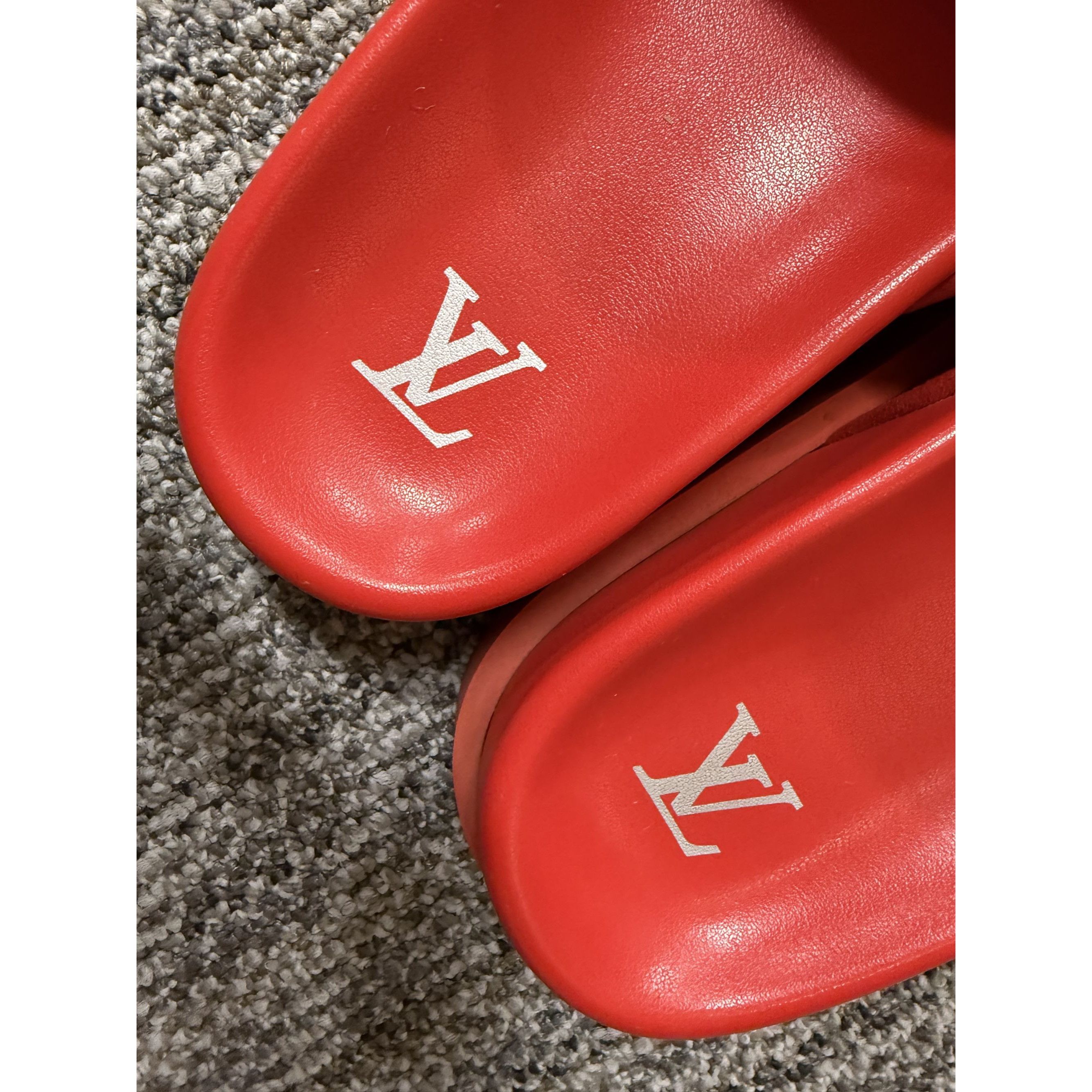 Louis Vuitton Louis Vuitton Red Monogram Slide Sandals Size 8.5 Size US 8.5 / EU 41-42 - 4 Thumbnail