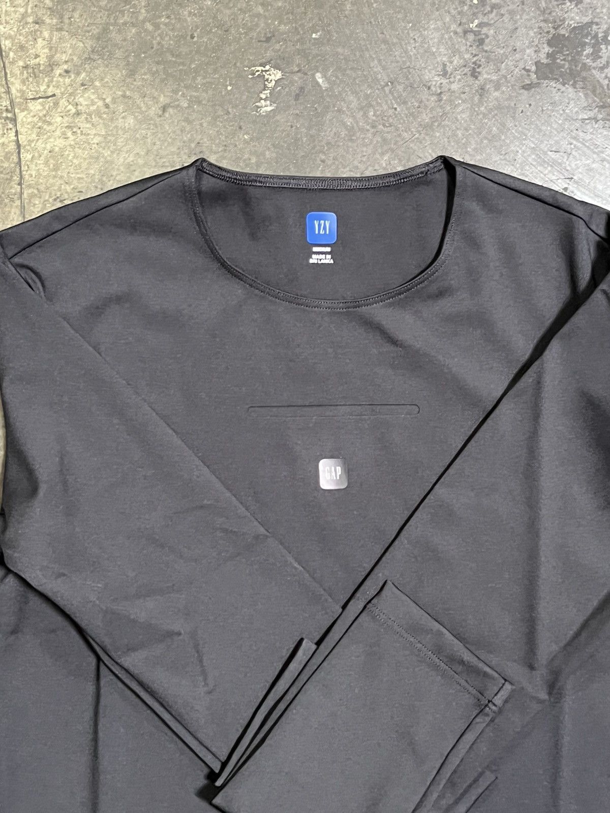 Yeezy Yeezy x Gap x Balenciaga 75 Ls Second Skin - M Size S / US 4 / IT 40 - 2 Thumbnail