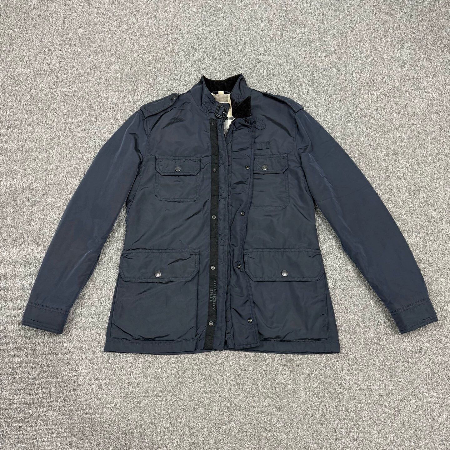 Burberry Burberry Navy Check Nylon Lined Coat M 95 New Size US M / EU 48-50 / 2 - 1 Thumbnail