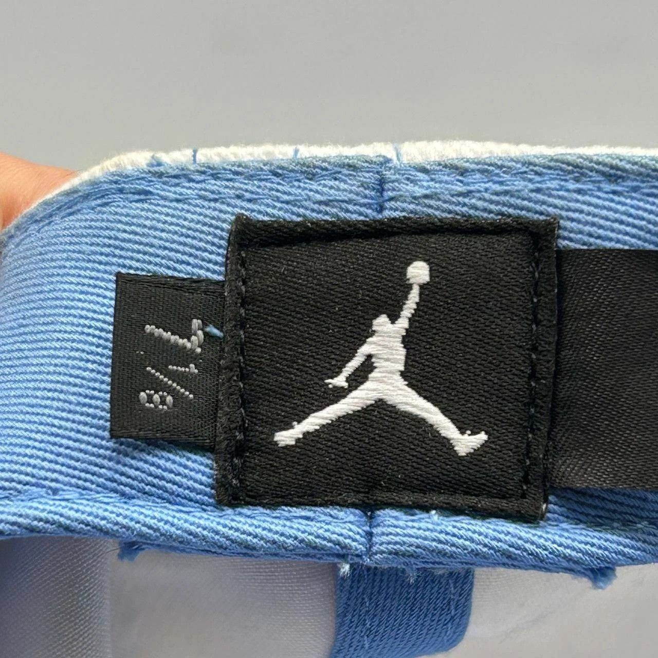 Jordan Brand Air Jordan Hat Men 7 1/8 Embroidered Jumpman Fitted Cotton Size ONE SIZE - 4 Thumbnail