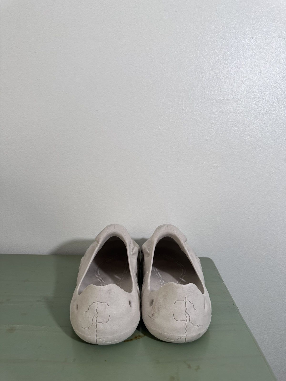 Other Kito Dinosaur Slides Size US 11 / EU 44 - 2 Thumbnail