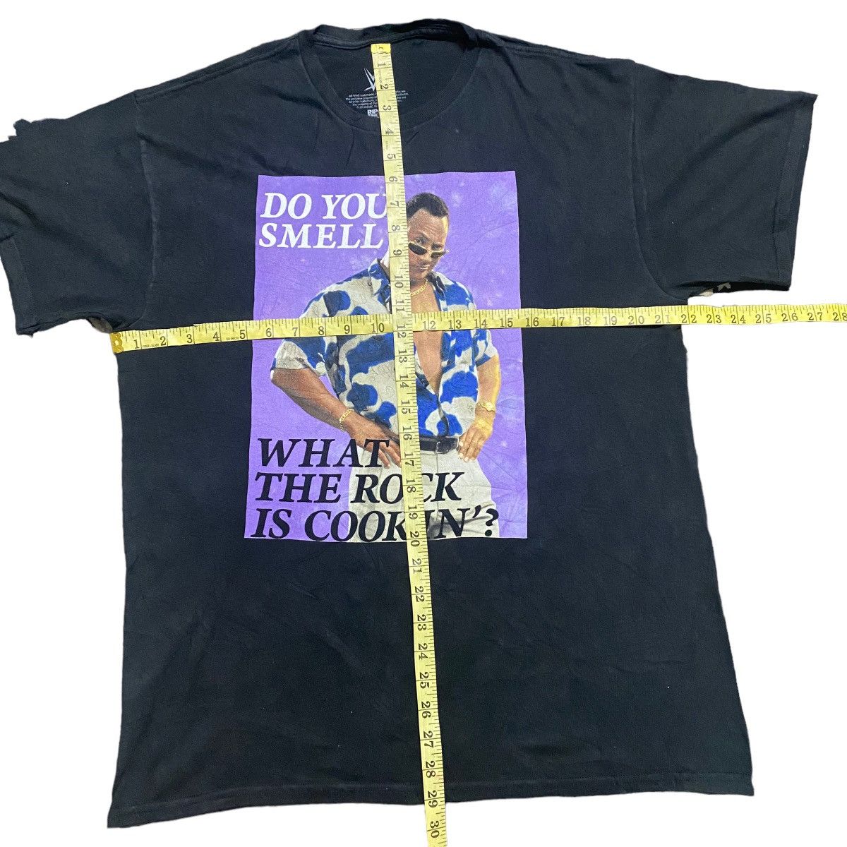 WWE The Rock Shirt 'Do you Smell What The Rock Is Cookin? Size US L / EU 52-54 / 3 - 5 Thumbnail