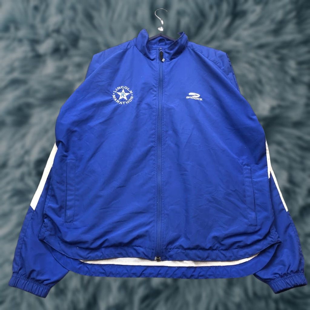 Brooks Brooks Lincoln Marathon Windbreaker Jacket Mens Large Blue White Full Zip Pockets Vented Size US L / EU 52-54 / 3 - 1 Thumbnail