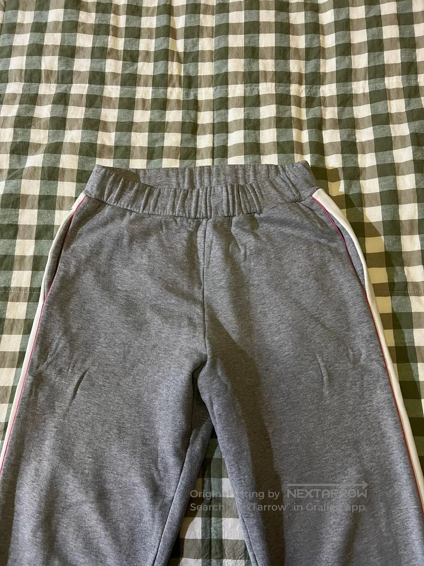 Valentino valentino gray pink stripe casual pants. Size 23" - 4 Thumbnail