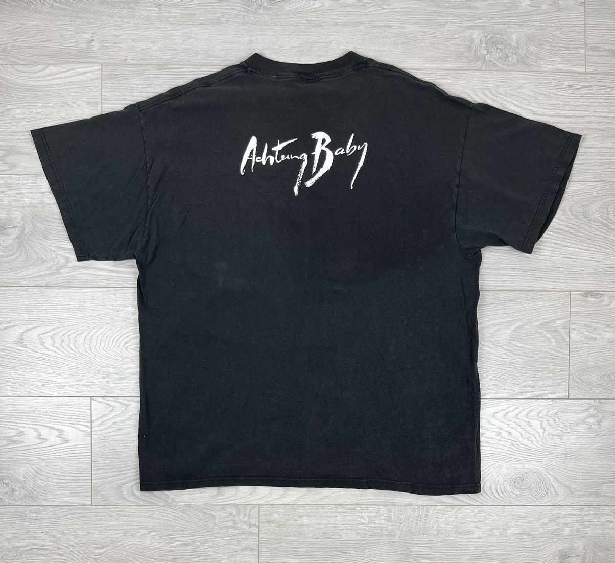 Rap Tees Achtung Baby U2 Vintage Rap Black T Shirt Size US XL / EU 56 / 4 - 2 Thumbnail
