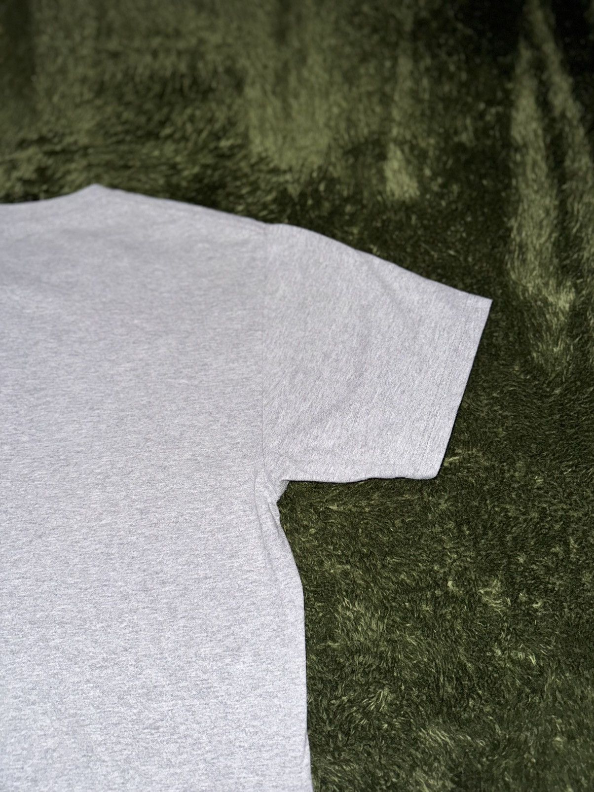 Undefeated [M] Undefeated Paisley Logo Tubular T-Shirt Grey Size US M / EU 48-50 / 2 - 9 Thumbnail