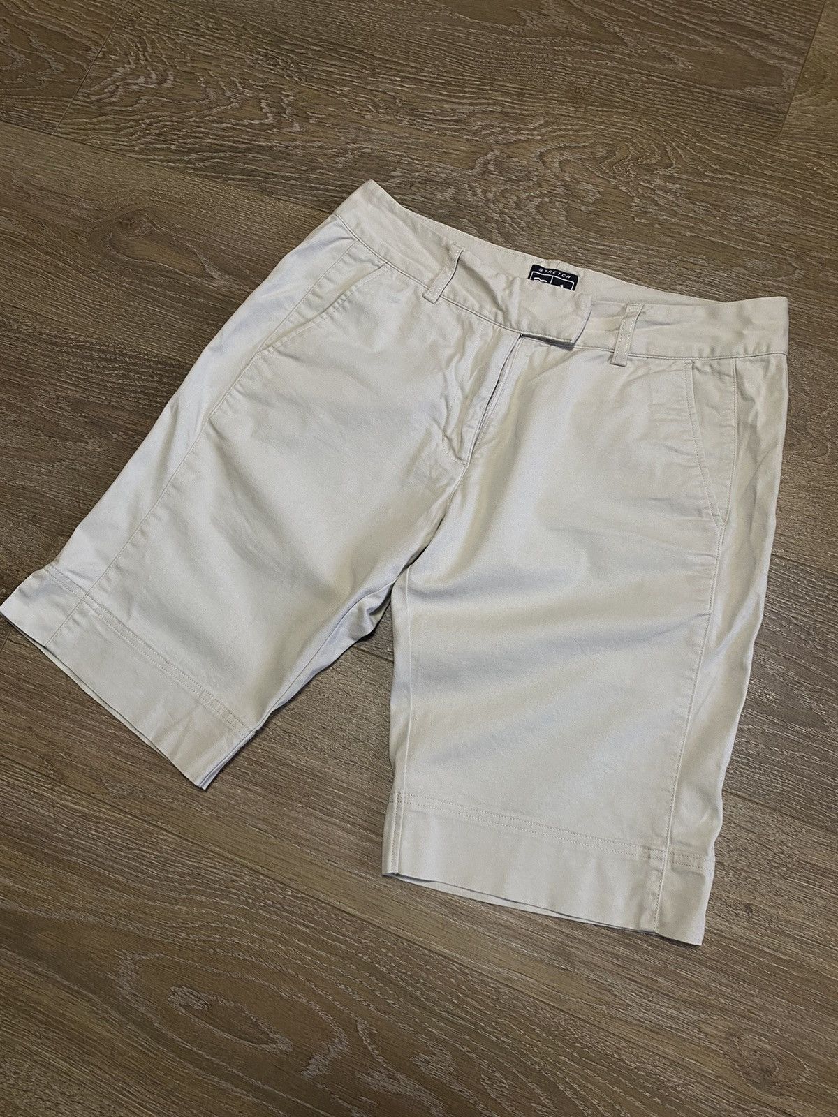 Adidas × Vintage Vintage Adidas Light Beige Golf Bermuda Shorts Sz 12 Size US 32 / EU 48 - 3 Thumbnail