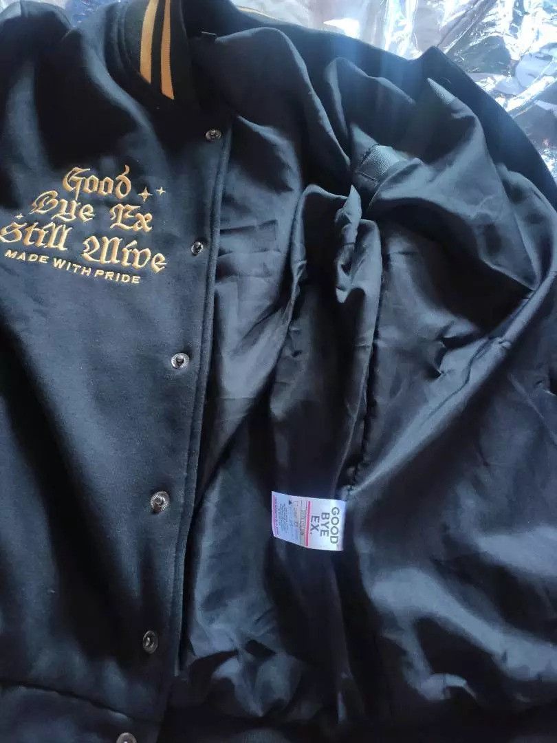 Other GOOD BYE EX - Varsity Stay Gold Size US XL / EU 56 / 4 - 4 Thumbnail