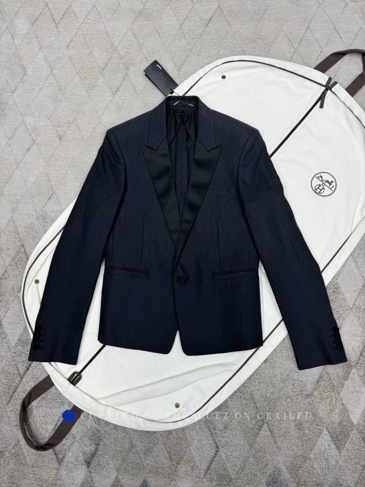 Saint Laurent Paris Black Formal Single-Breasted Blazer with Satin Lapel Size US M / EU 48-50 / 2 - 1 Thumbnail