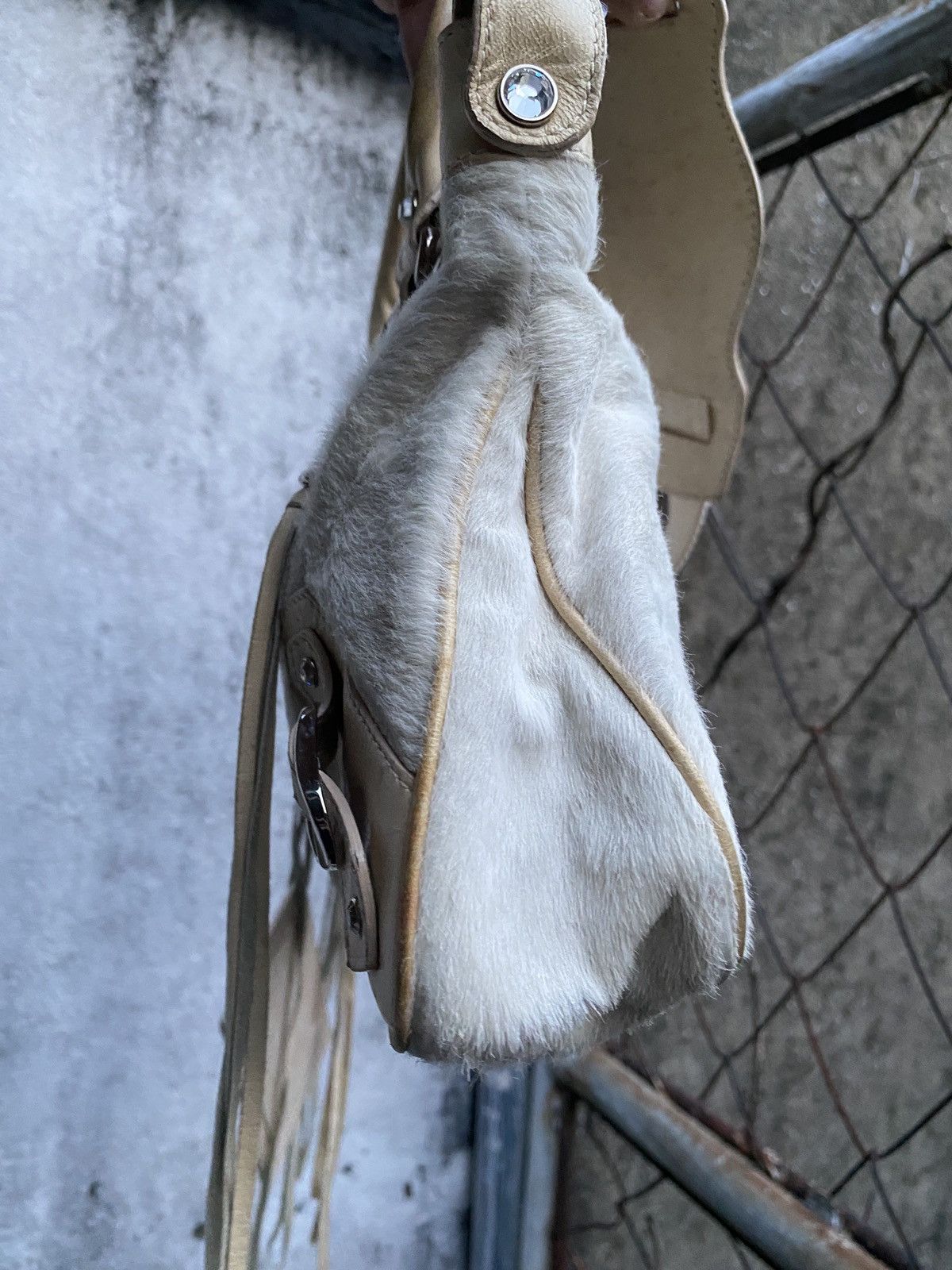 Balenciaga Balenciaga - 2000’s - LIMITED pony hair first city white Size ONE SIZE - 13 Thumbnail