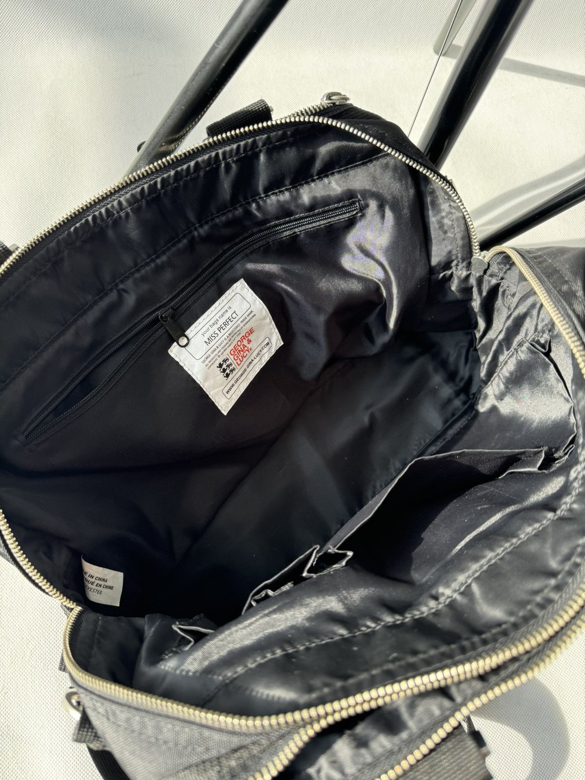 George Gina & Lucy × Japanese Brand Very Rare George Gina & lucy Y2k Alyx Bag Crossbody Handbag Size ONE SIZE - 18 Thumbnail