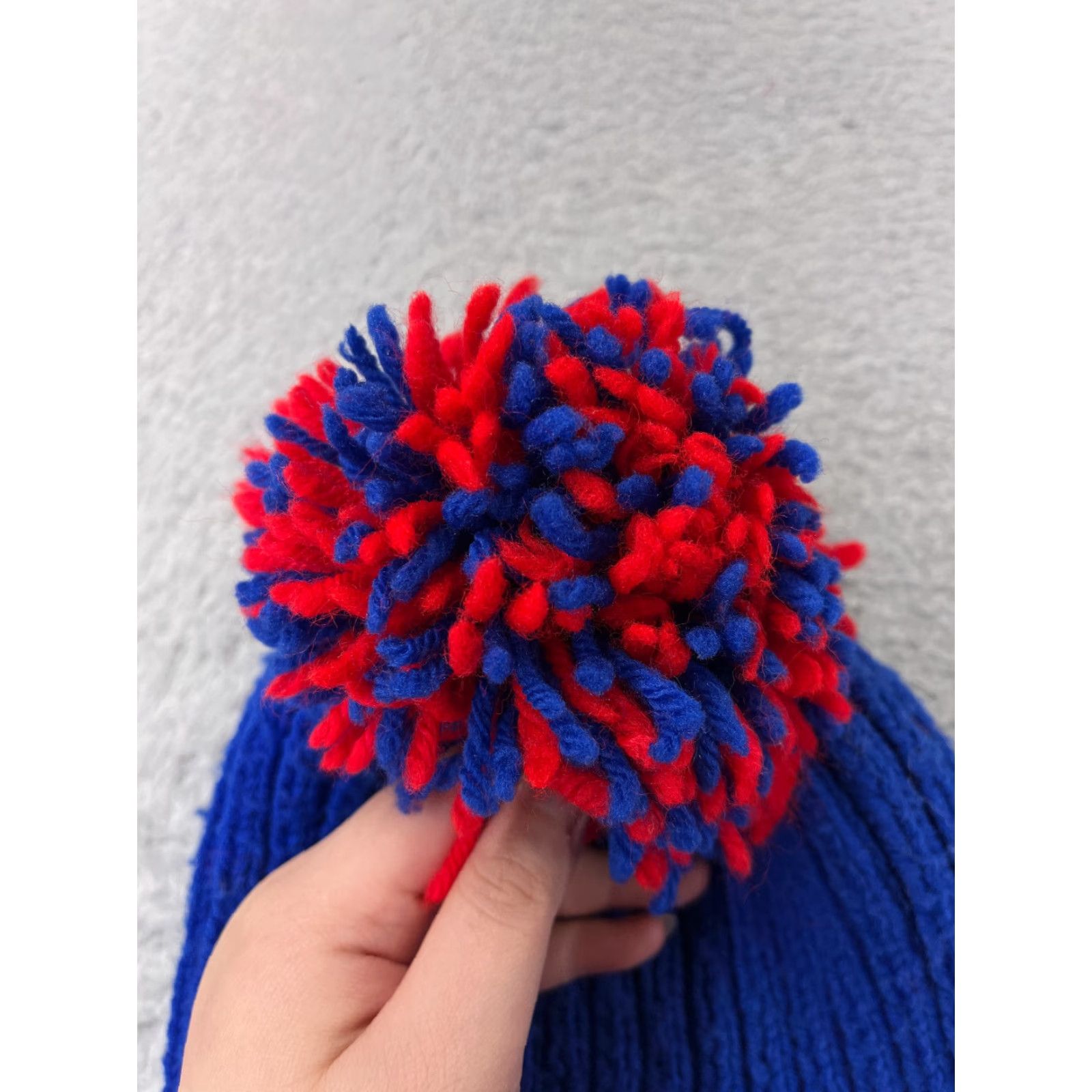 Vintage Beanie Toque Adult One Size Blue Red Knit Snow Ski Polyester Blend Pom Size ONE SIZE - 2 Thumbnail