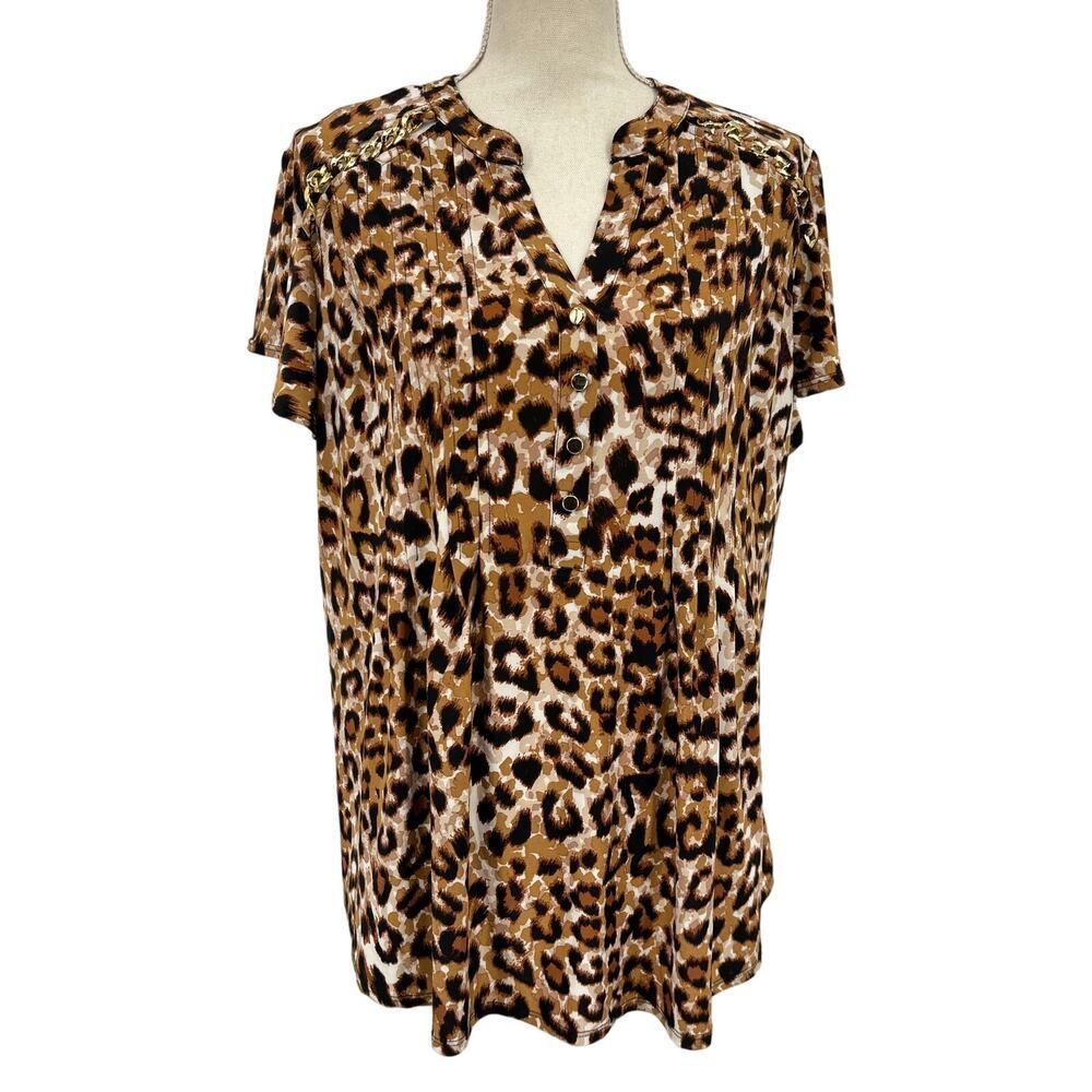 Other Cocomo Women's Leopard Print Top with Chain Detail Size 1X ( Size XL / US 12-14 / IT 48-50 - 1 Thumbnail