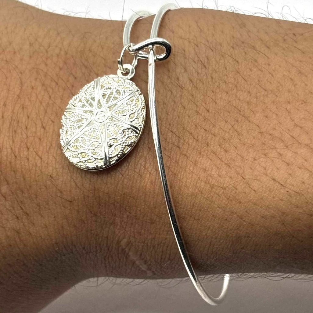 Other Y2K Silver Locket Bracelet Size ONE SIZE - 2 Thumbnail